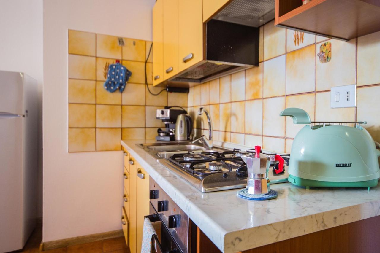 Casa Goletta Soggiorno Per 4 A 2 Minuti Dalla Spiaggia Iunq0334 カーラゴノネ エクステリア 写真
