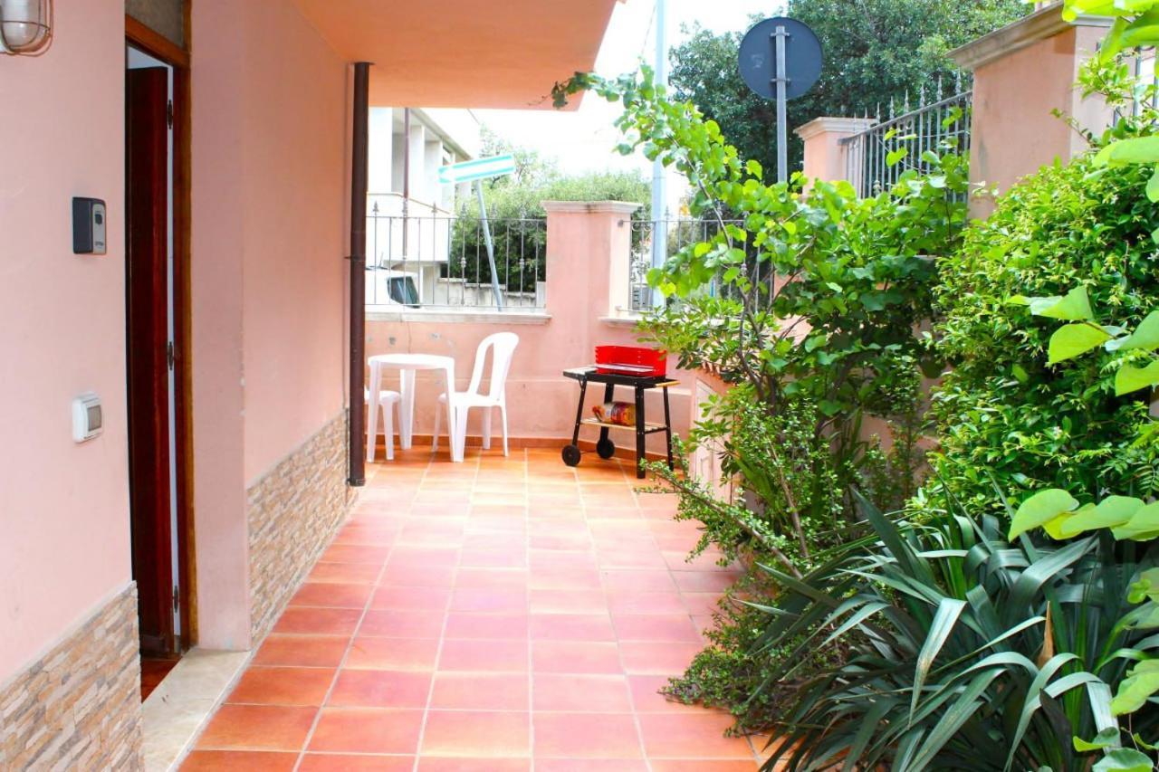 Casa Goletta Soggiorno Per 4 A 2 Minuti Dalla Spiaggia Iunq0334 カーラゴノネ エクステリア 写真